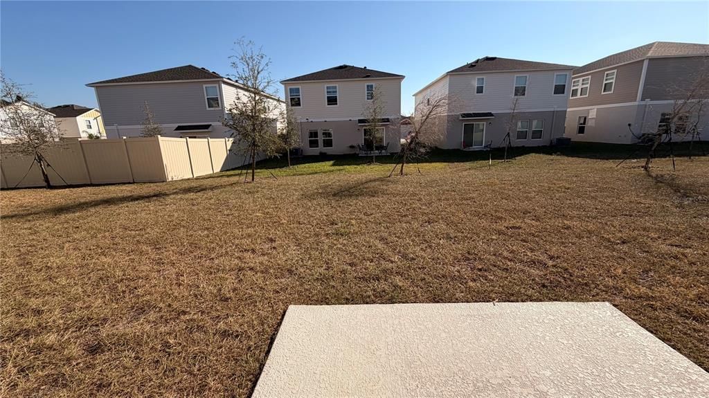 出租: $2,500 (5 贝兹, 3 浴室, 2640 平方英尺)