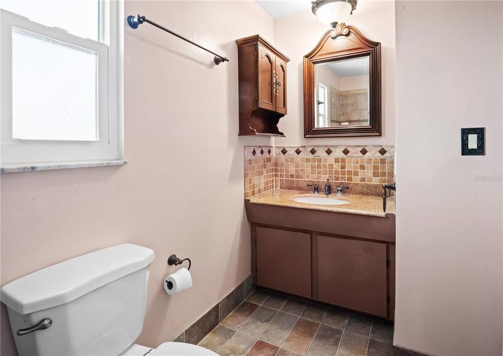 For Sale: $451,000 (4 beds, 2 baths, 1573 Square Feet)