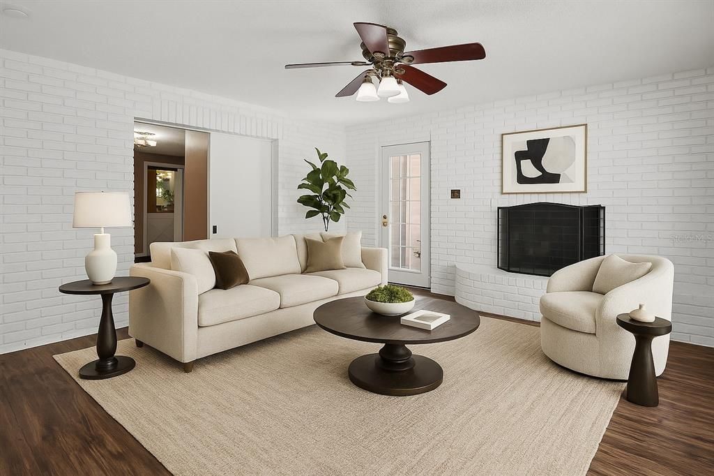 For Sale: $451,000 (4 beds, 2 baths, 1573 Square Feet)