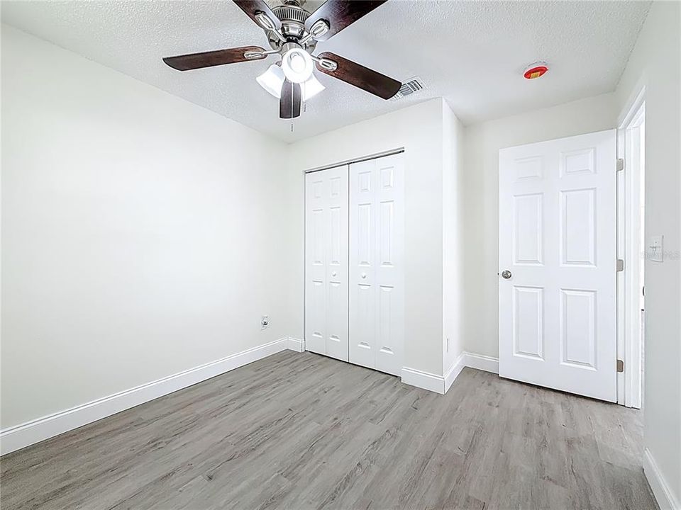 For Sale: $344,900 (3 beds, 2 baths, 1066 Square Feet)