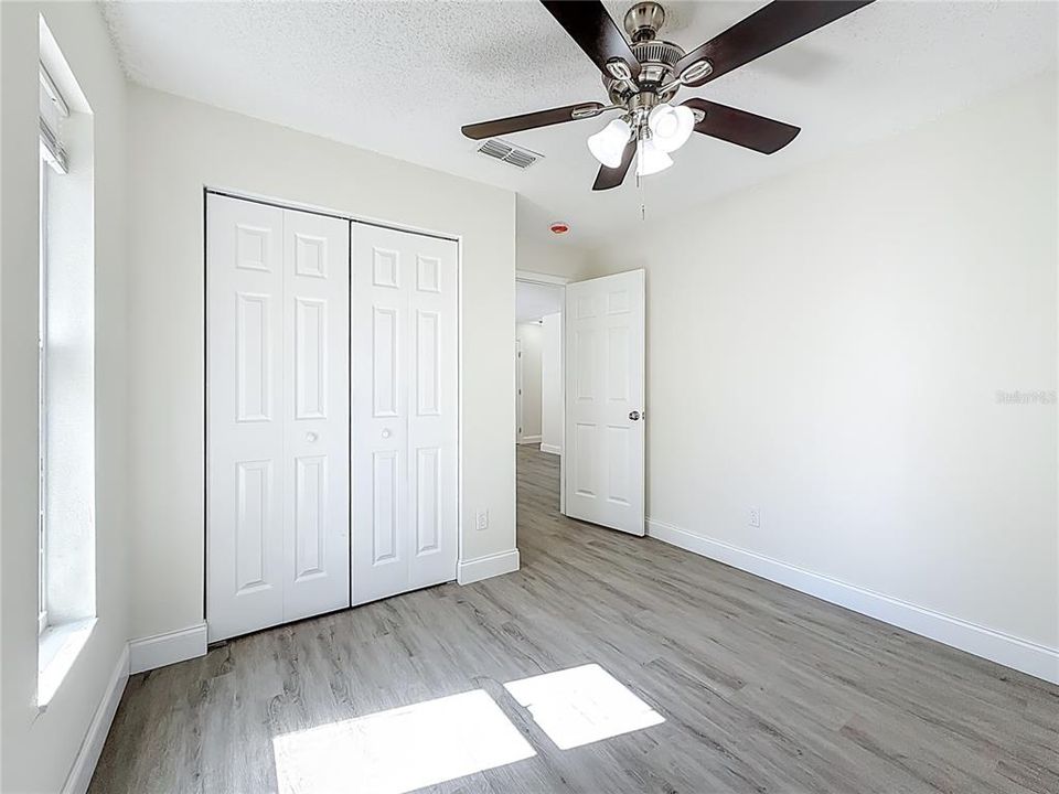 For Sale: $344,900 (3 beds, 2 baths, 1066 Square Feet)