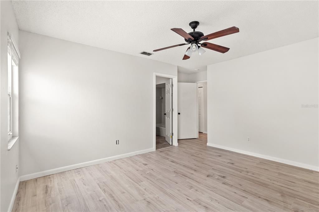 For Rent: $3,000 (3 beds, 2 baths, 1686 Square Feet)