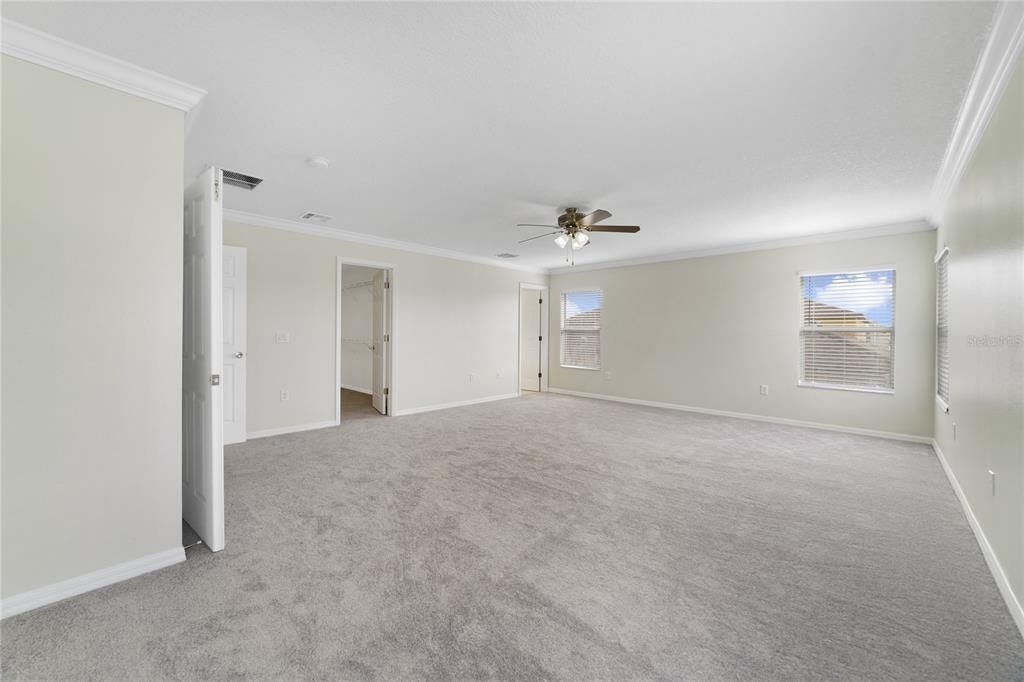 出租: $2,395 (5 贝兹, 3 浴室, 3424 平方英尺)