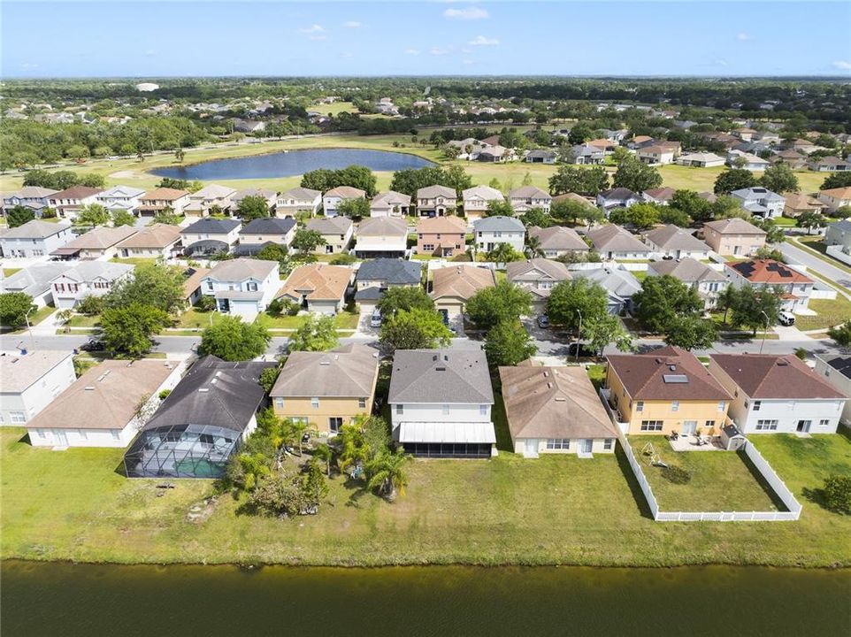 出租: $2,395 (5 贝兹, 3 浴室, 3424 平方英尺)