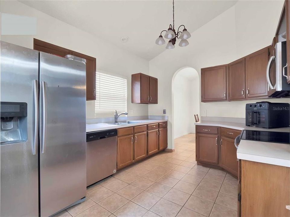 En Venta: $399,999 (4 camas, 2 baños, 1924 Pies cuadrados)