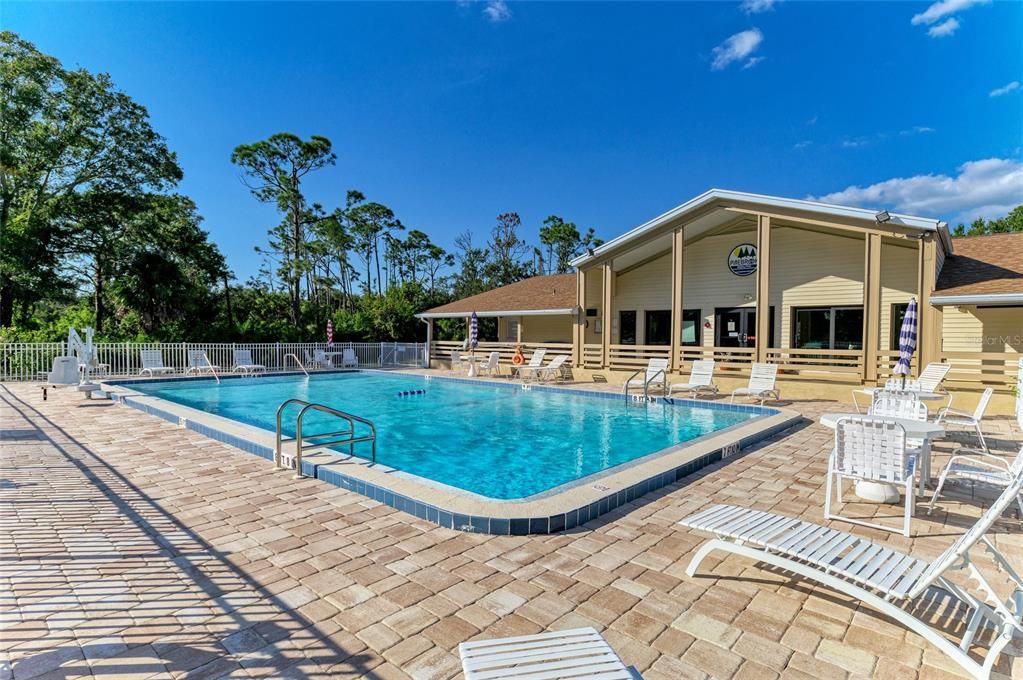 For Sale: $339,000 (2 beds, 2 baths, 1404 Square Feet)