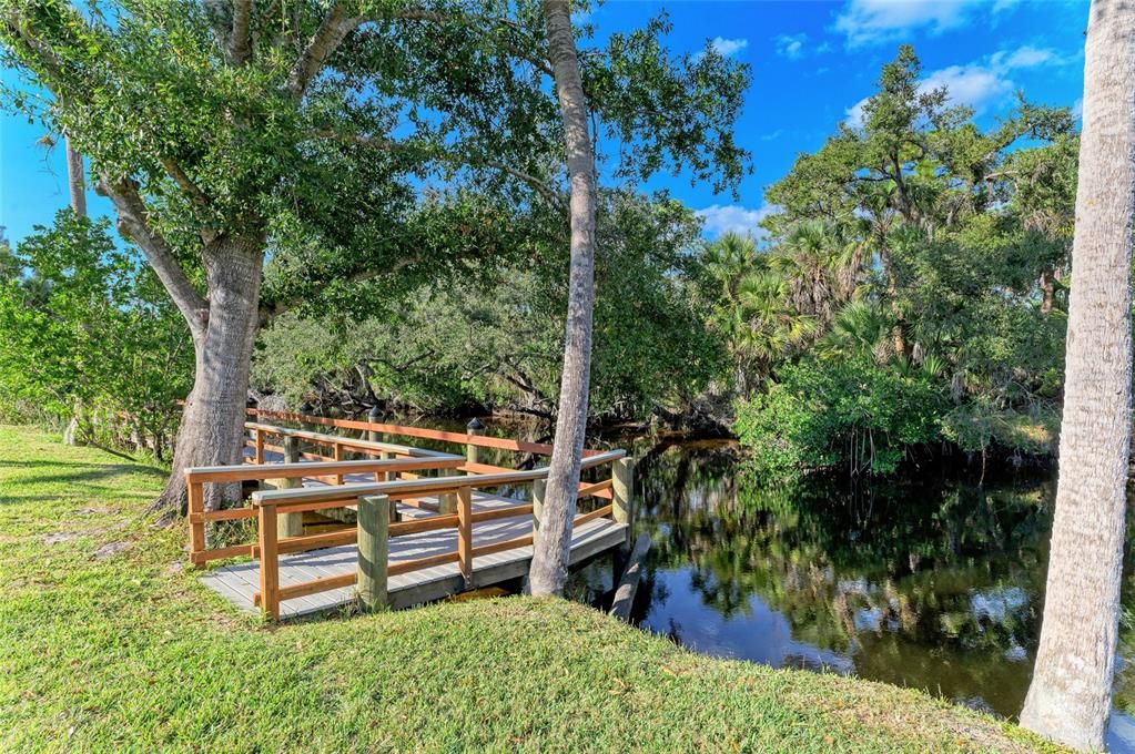 For Sale: $339,000 (2 beds, 2 baths, 1404 Square Feet)