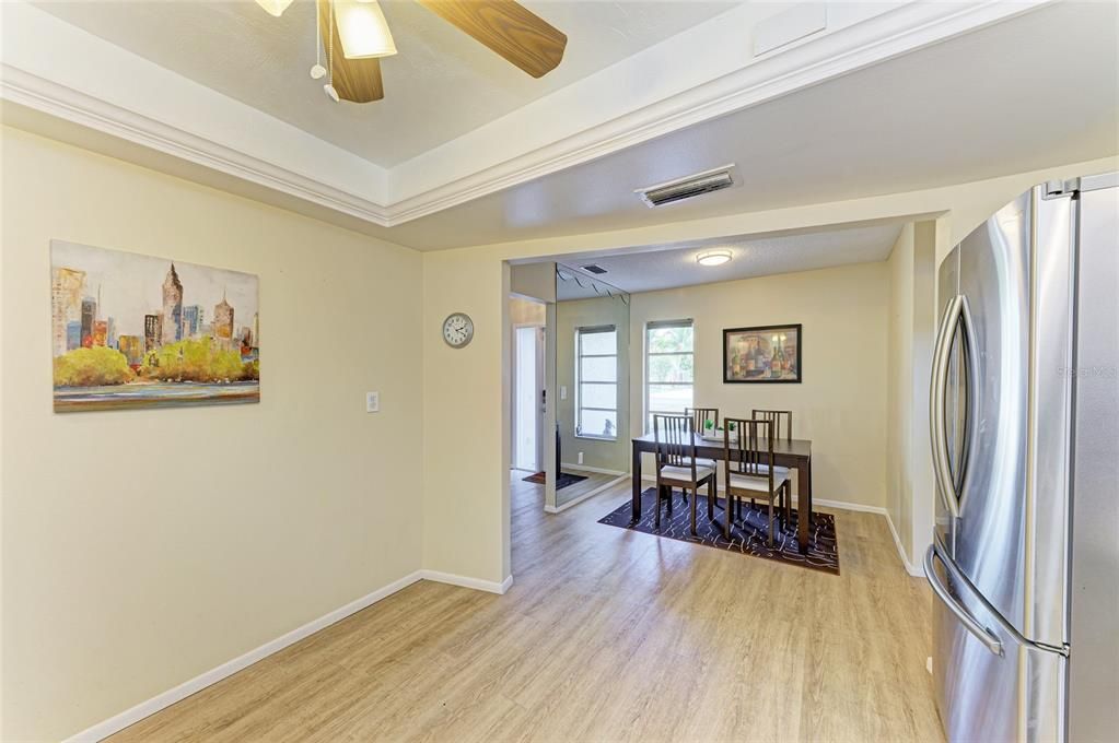 For Sale: $339,000 (2 beds, 2 baths, 1404 Square Feet)