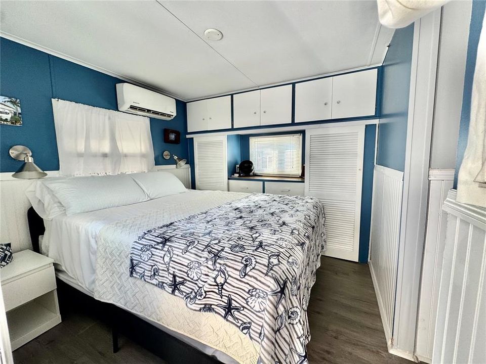 For Sale: $185,000 (1 beds, 1 baths, 658 Square Feet)