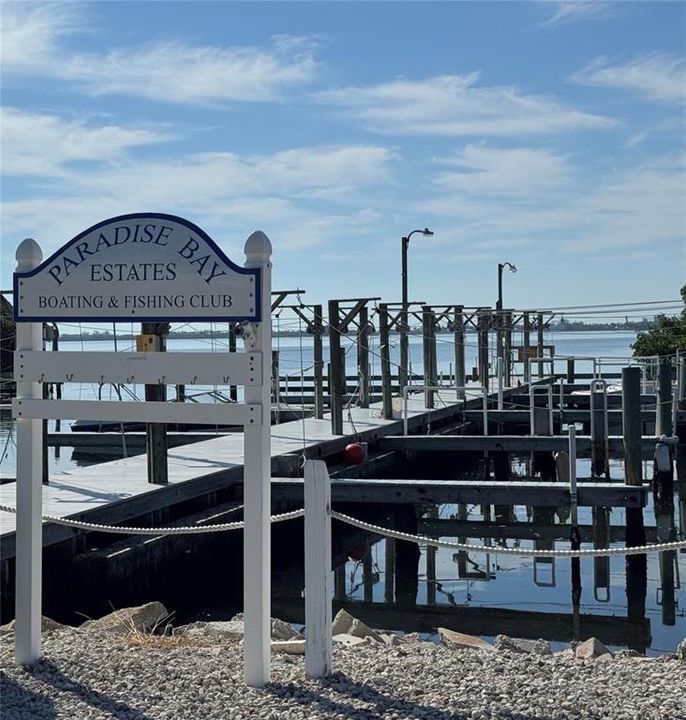 For Sale: $185,000 (1 beds, 1 baths, 658 Square Feet)