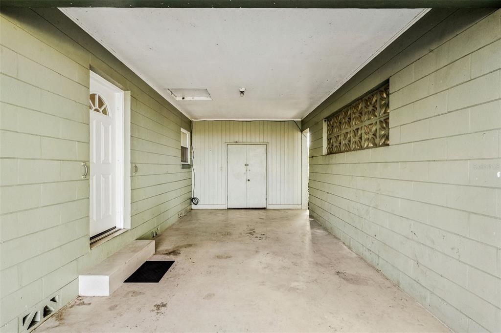 For Sale: $425,000 (2 beds, 1 baths, 1128 Square Feet)