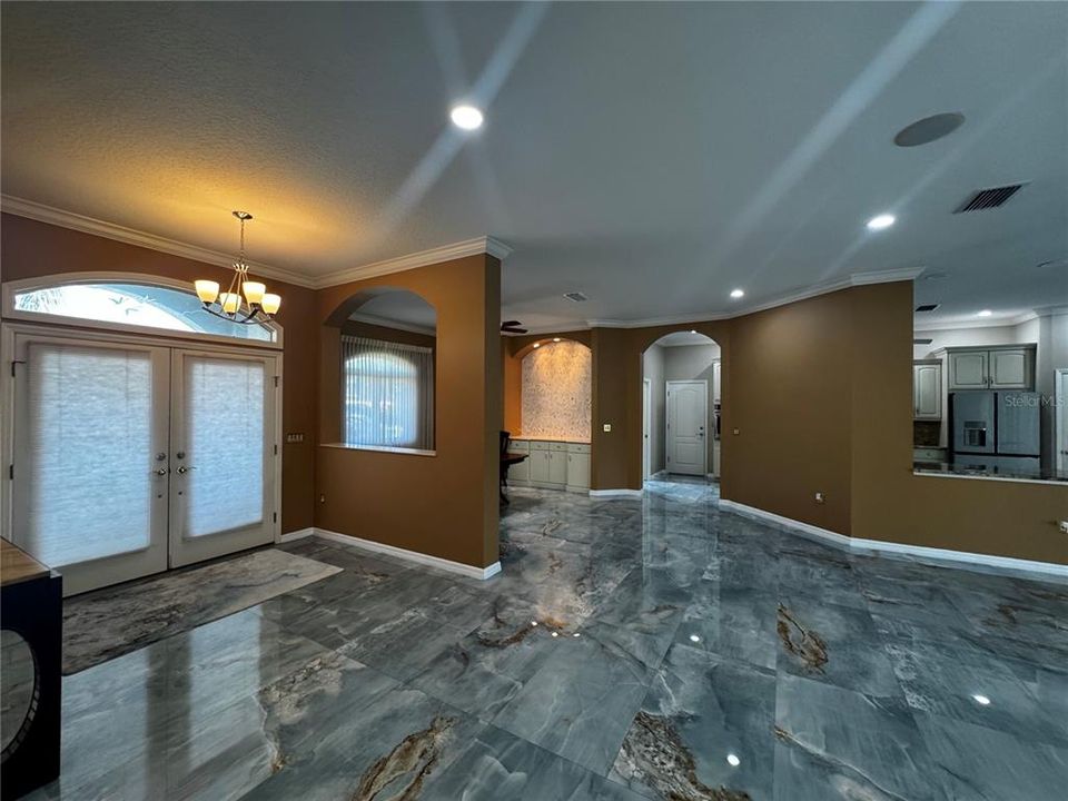 For Rent: $5,500 (5 beds, 3 baths, 2953 Square Feet)