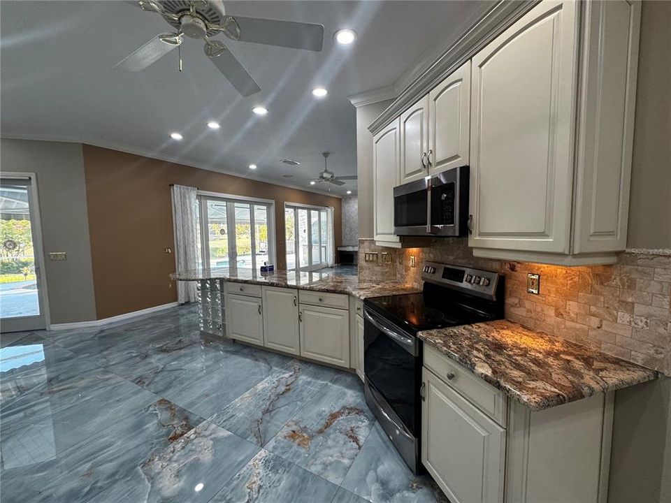 For Rent: $5,500 (5 beds, 3 baths, 2953 Square Feet)