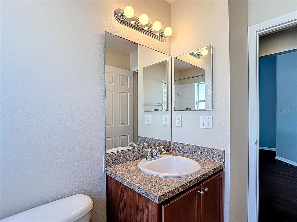 For Sale: $299,900 (3 beds, 2 baths, 1501 Square Feet)