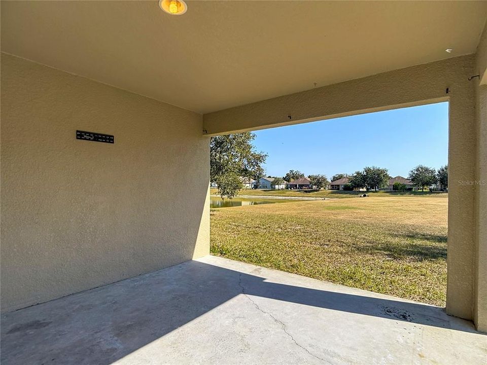 For Sale: $299,900 (3 beds, 2 baths, 1501 Square Feet)