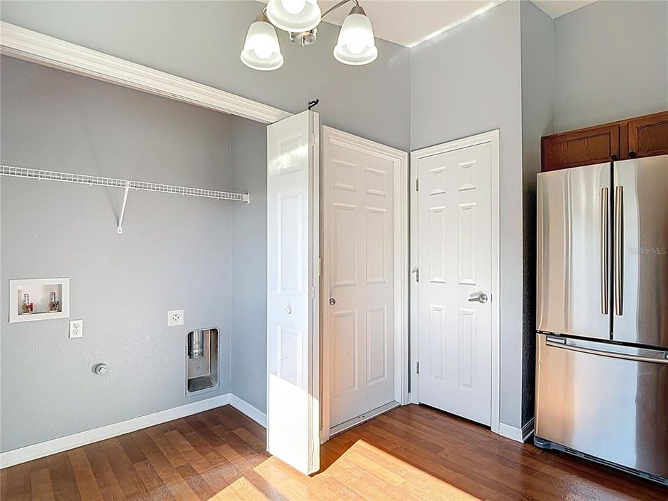 For Sale: $299,900 (3 beds, 2 baths, 1501 Square Feet)