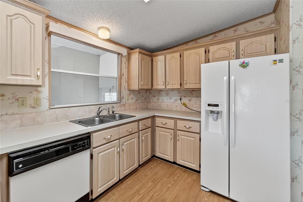 待售: $200,000 (3 贝兹, 2 浴室, 1509 平方英尺)