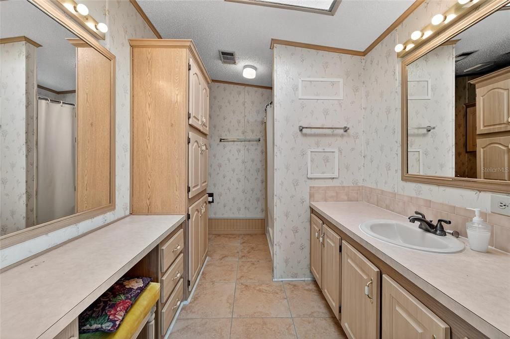 待售: $200,000 (3 贝兹, 2 浴室, 1509 平方英尺)