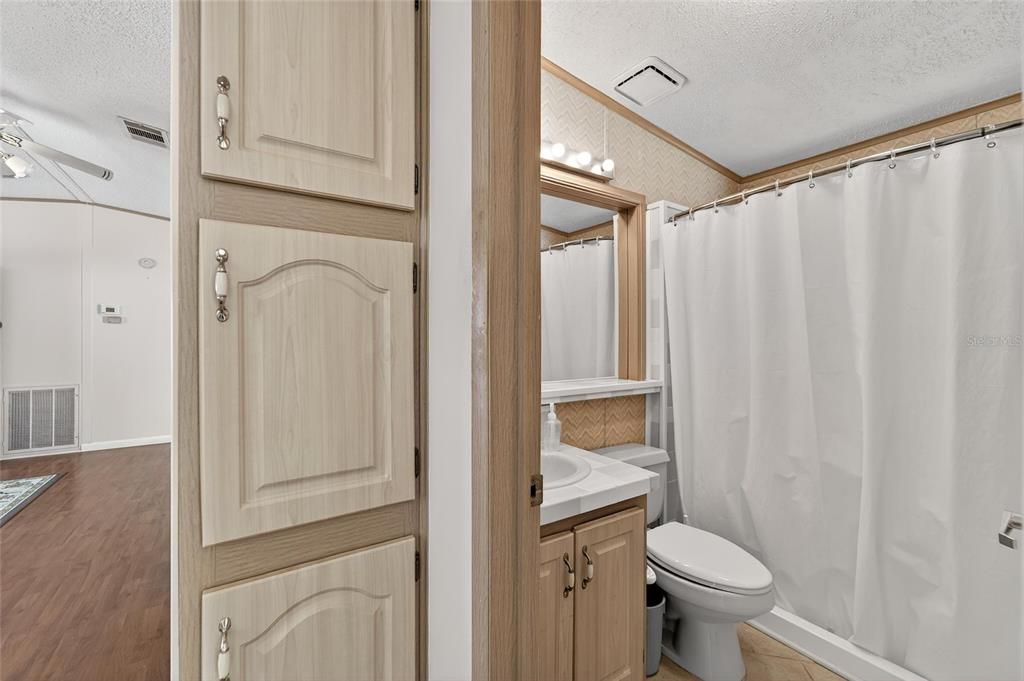 待售: $200,000 (3 贝兹, 2 浴室, 1509 平方英尺)