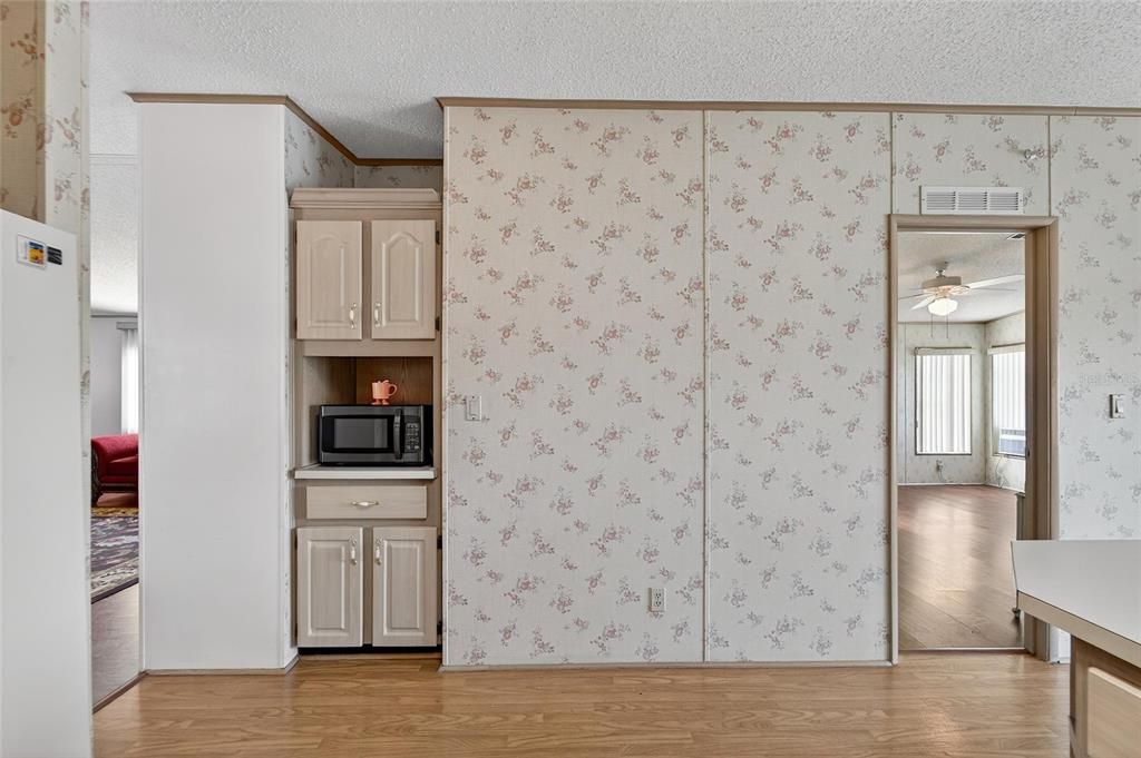 待售: $200,000 (3 贝兹, 2 浴室, 1509 平方英尺)