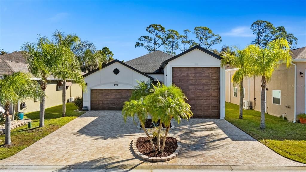 На продажу: $589,000 (2 спален, 2 ванн, 1904 Квадратных фут)