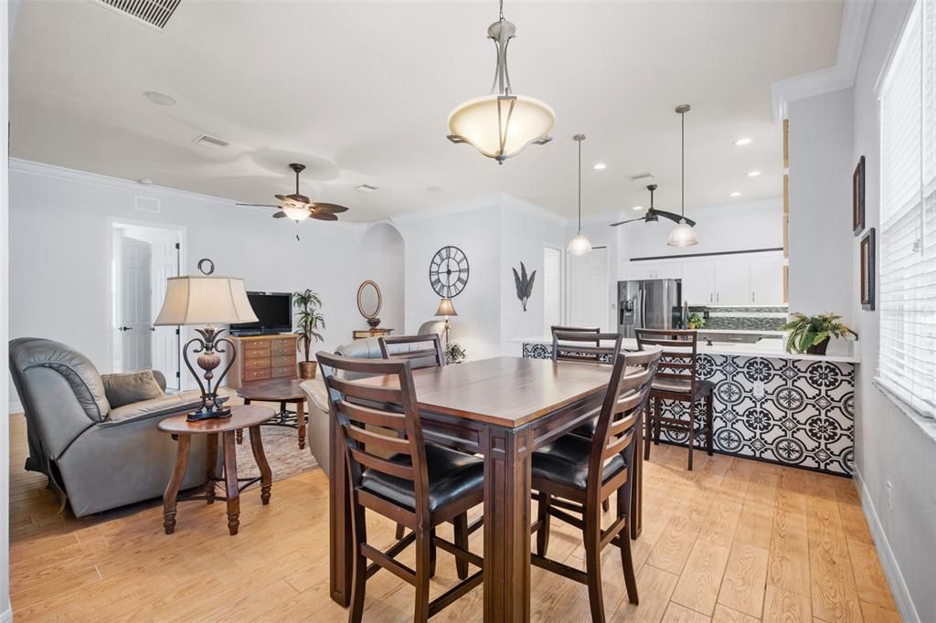 На продажу: $589,000 (2 спален, 2 ванн, 1904 Квадратных фут)