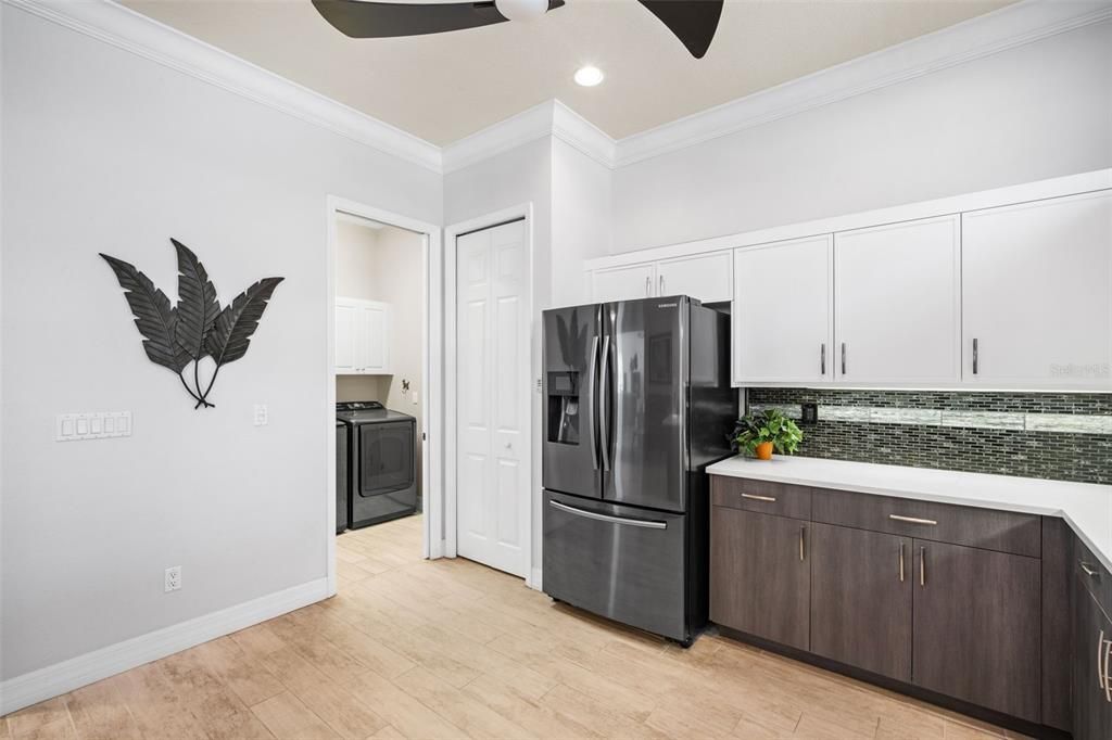 На продажу: $589,000 (2 спален, 2 ванн, 1904 Квадратных фут)