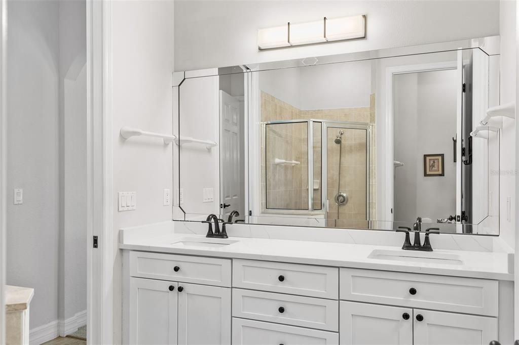 На продажу: $589,000 (2 спален, 2 ванн, 1904 Квадратных фут)