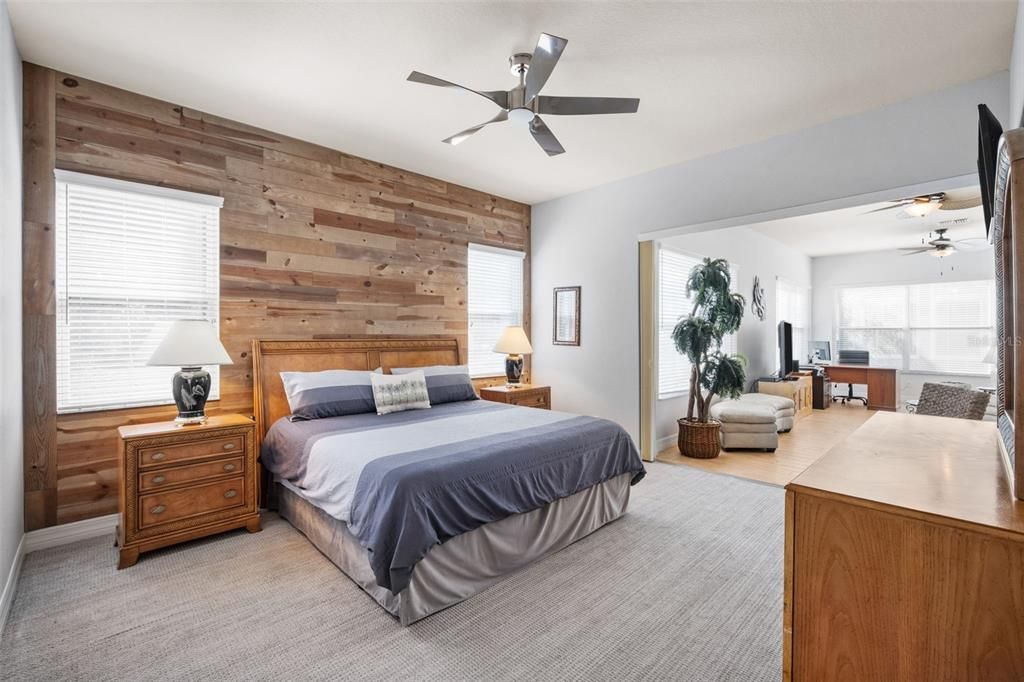 На продажу: $589,000 (2 спален, 2 ванн, 1904 Квадратных фут)