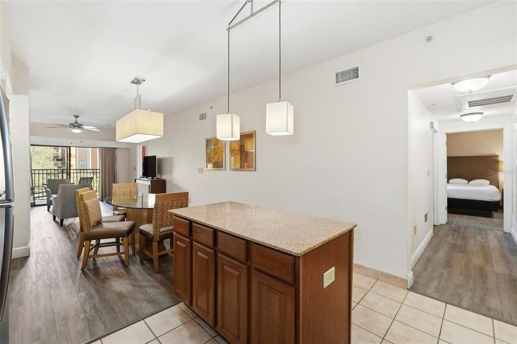 待售: $225,000 (3 贝兹, 2 浴室, 1200 平方英尺)