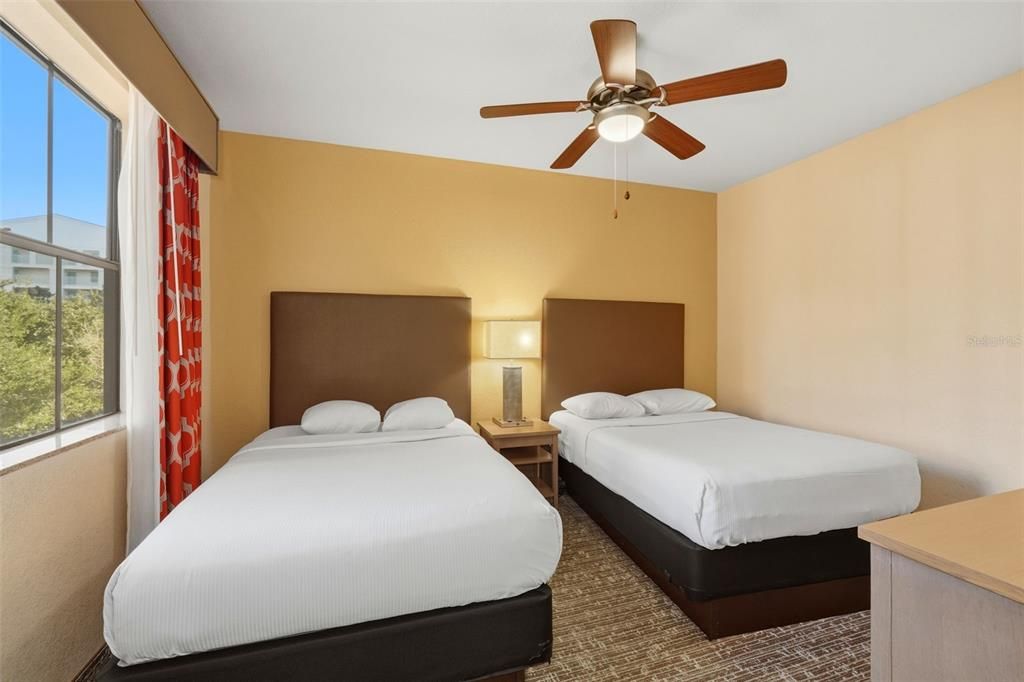 待售: $225,000 (3 贝兹, 2 浴室, 1200 平方英尺)