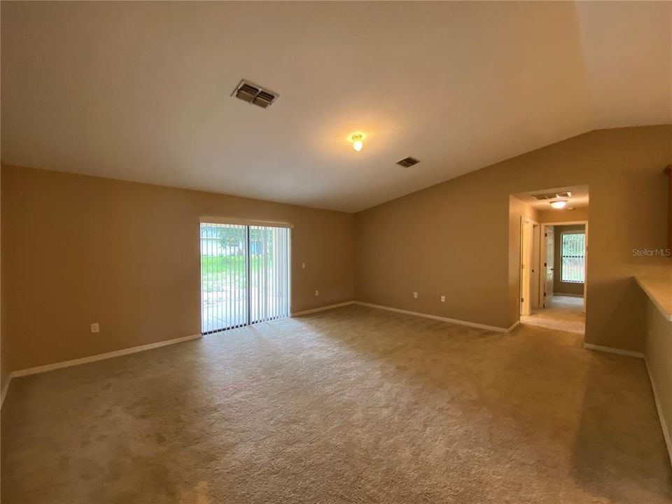 En Renta: $1,645 (3 camas, 2 baños, 1504 Pies cuadrados)