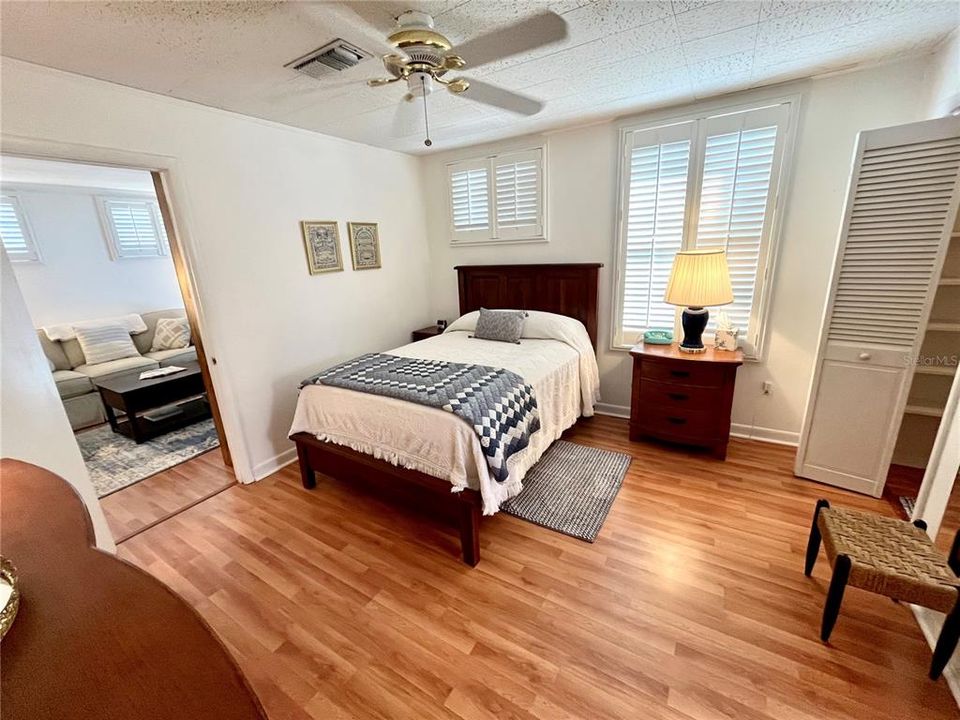 For Sale: $379,900 (3 beds, 2 baths, 1323 Square Feet)