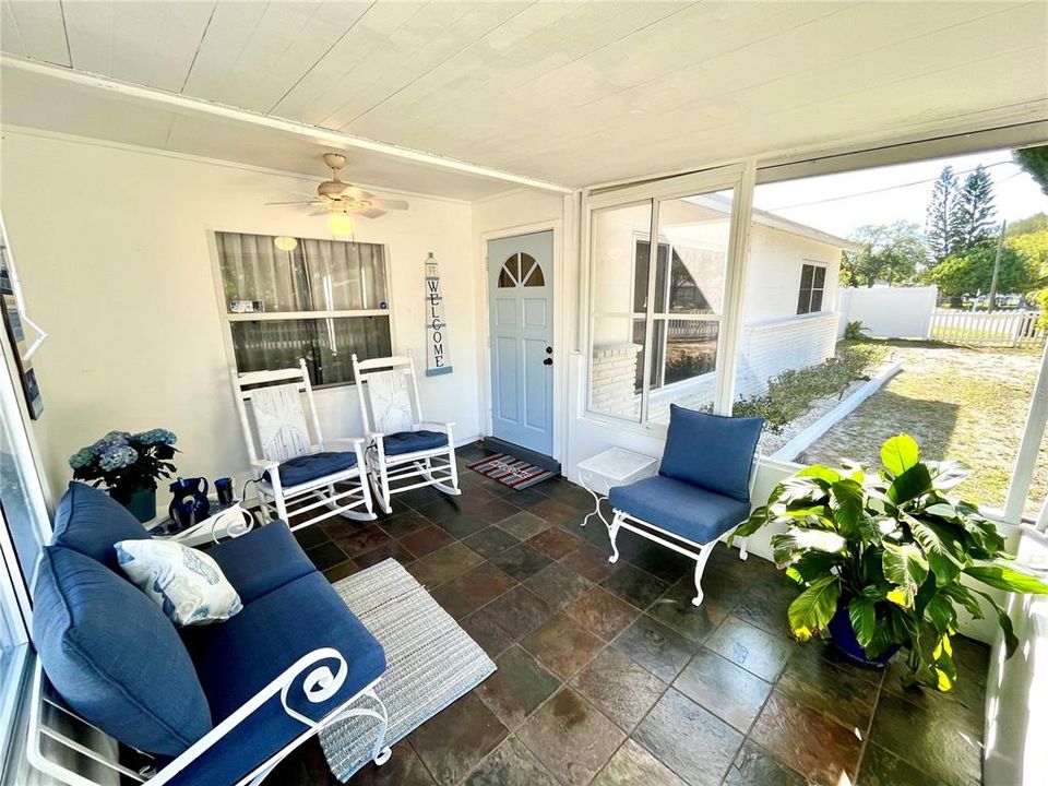 For Sale: $379,900 (3 beds, 2 baths, 1323 Square Feet)