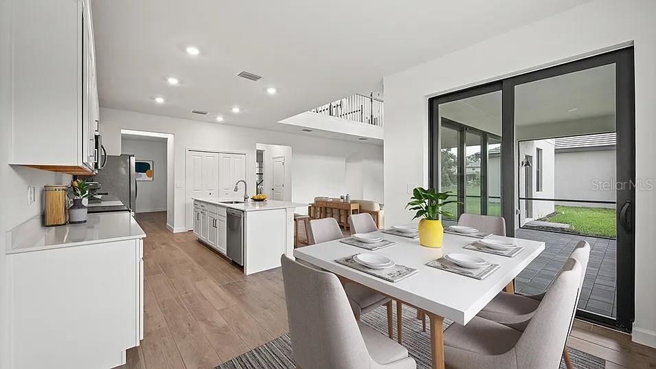 En Venta: $571,000 (5 camas, 4 baños, 3283 Pies cuadrados)