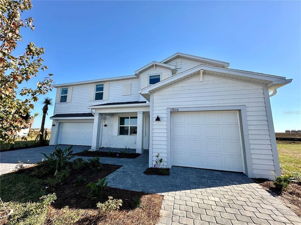 En Venta: $571,000 (5 camas, 4 baños, 3283 Pies cuadrados)