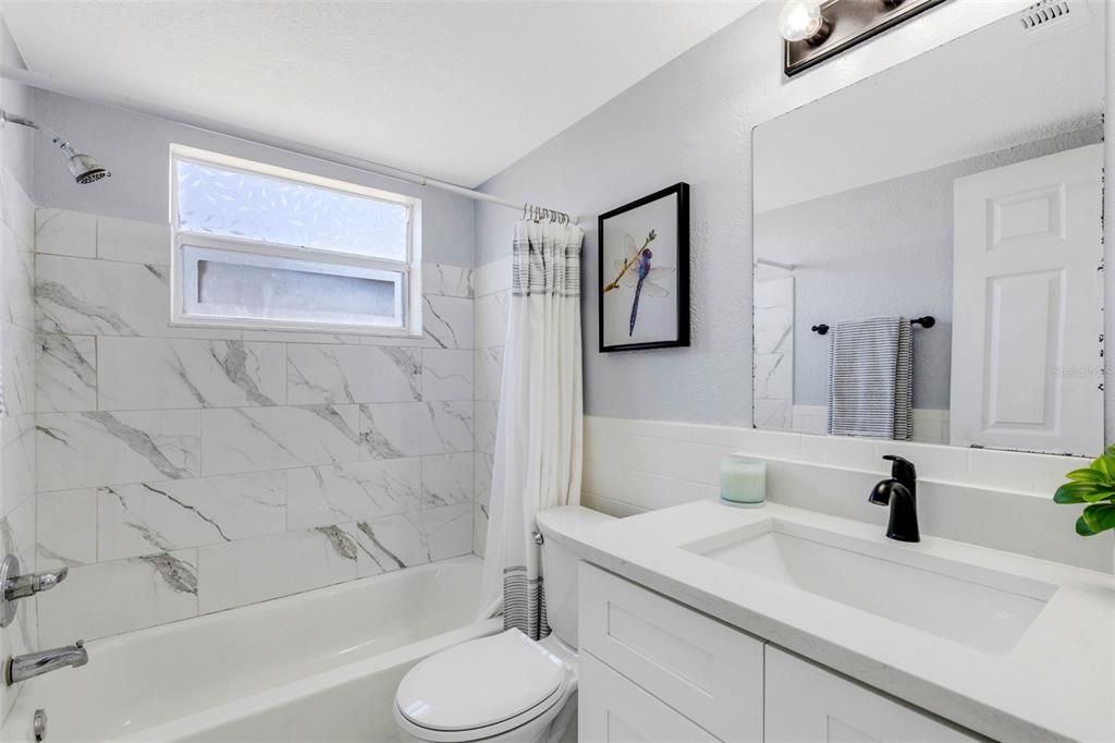 待售: $399,000 (4 贝兹, 2 浴室, 1728 平方英尺)