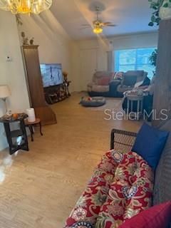 На продажу: $285,000 (3 спален, 2 ванн, 1302 Квадратных фут)