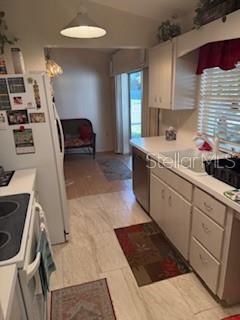 На продажу: $285,000 (3 спален, 2 ванн, 1302 Квадратных фут)