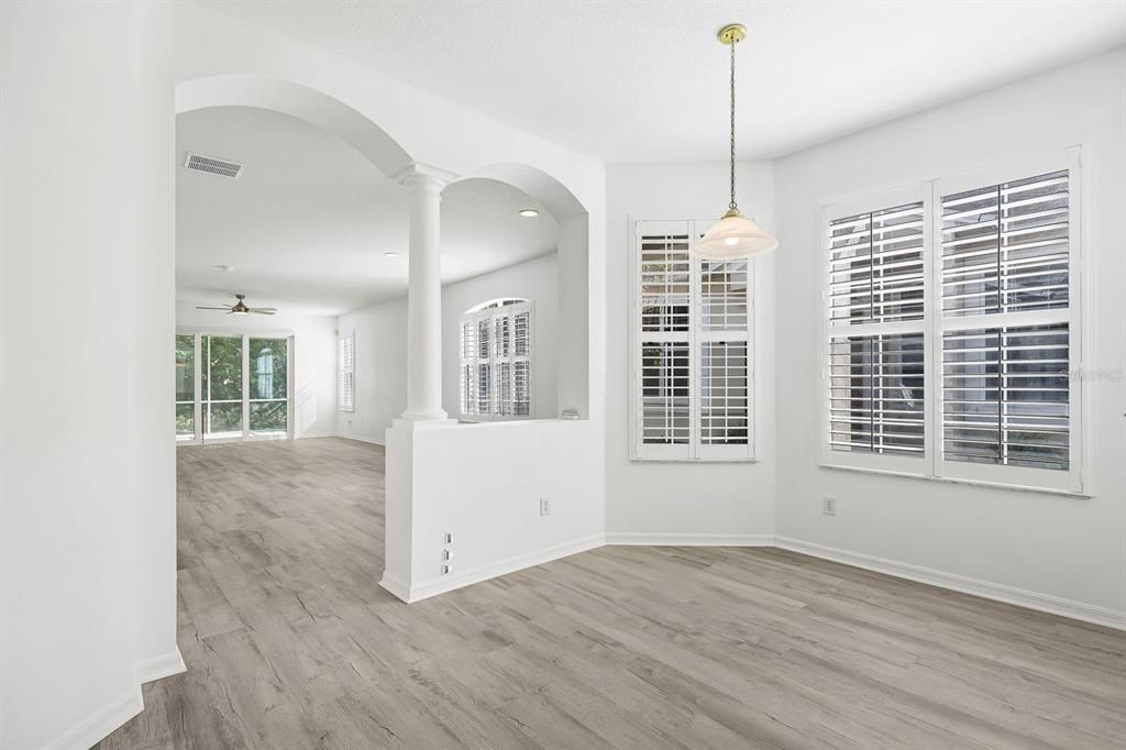 待售: $425,000 (3 贝兹, 2 浴室, 1828 平方英尺)