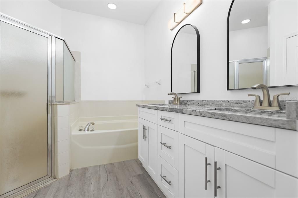 待售: $425,000 (3 贝兹, 2 浴室, 1828 平方英尺)