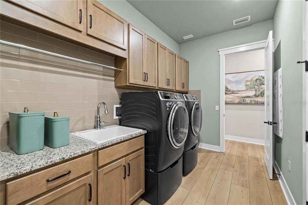 For Sale: $957,990 (4 beds, 3 baths, 3049 Square Feet)