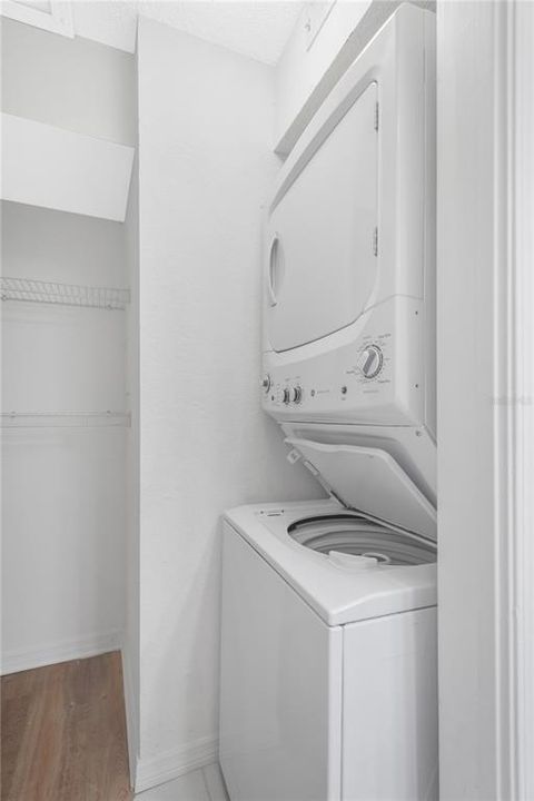 На продажу: $110,000 (1 спален, 1 ванн, 468 Квадратных фут)