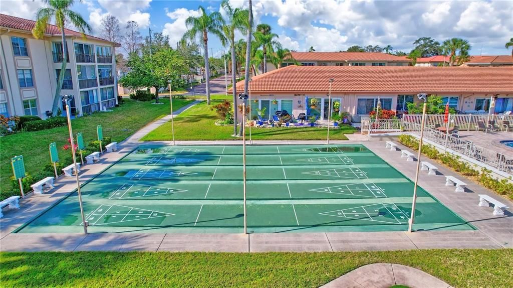 For Sale: $170,000 (2 beds, 2 baths, 1150 Square Feet)