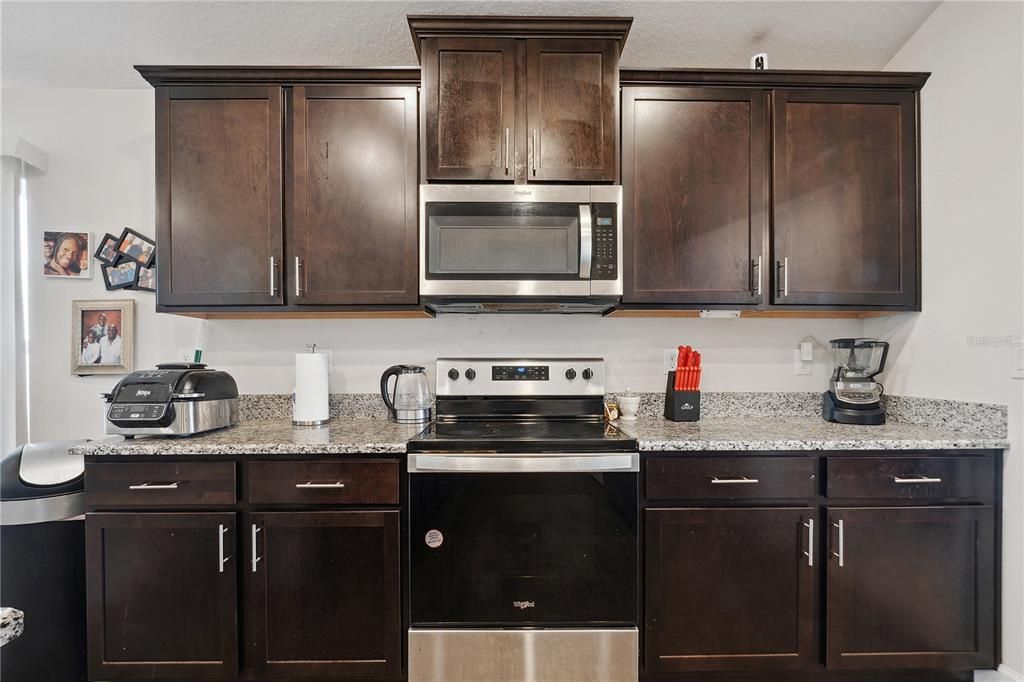 En Venta: $299,000 (3 camas, 2 baños, 1862 Pies cuadrados)