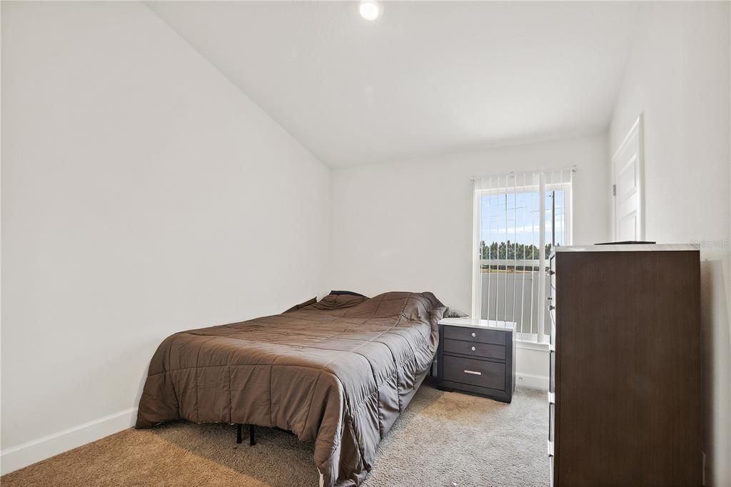 En Venta: $299,000 (3 camas, 2 baños, 1862 Pies cuadrados)