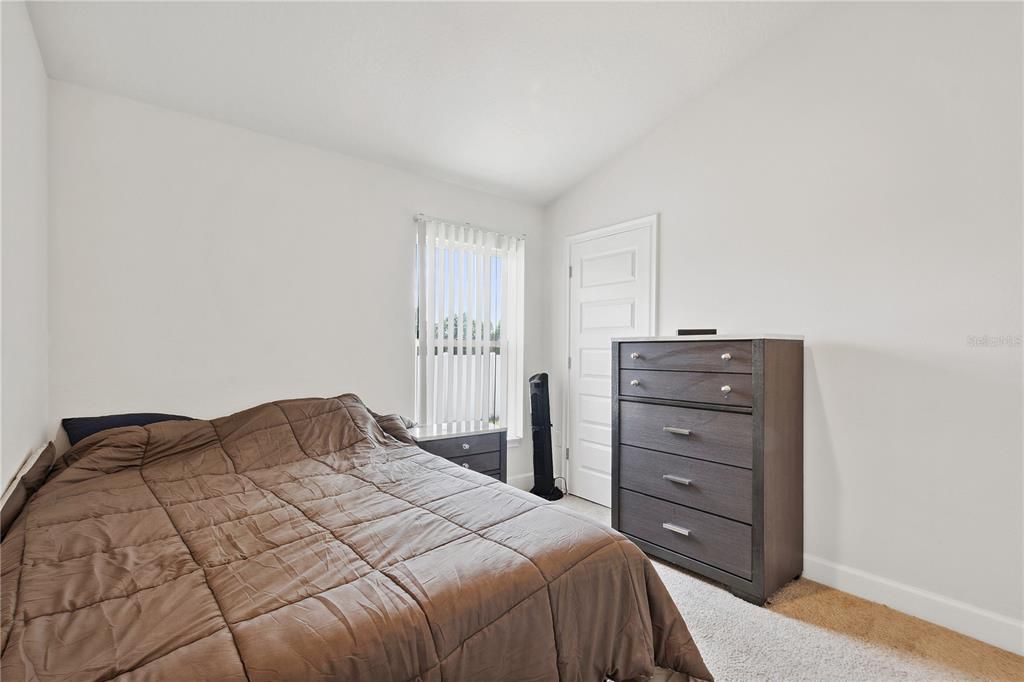 En Venta: $299,000 (3 camas, 2 baños, 1862 Pies cuadrados)