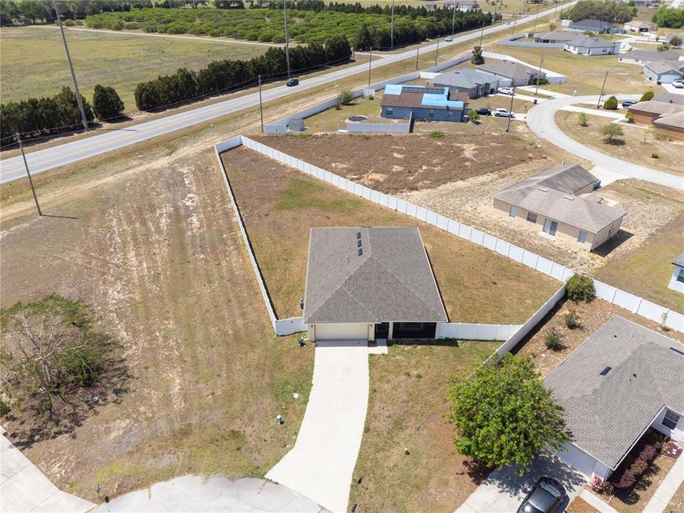 En Venta: $299,000 (3 camas, 2 baños, 1862 Pies cuadrados)