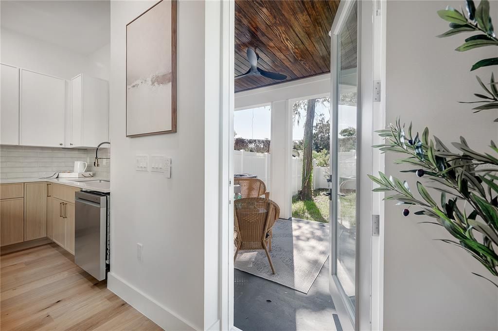 For Sale: $650,000 (3 beds, 2 baths, 2097 Square Feet)