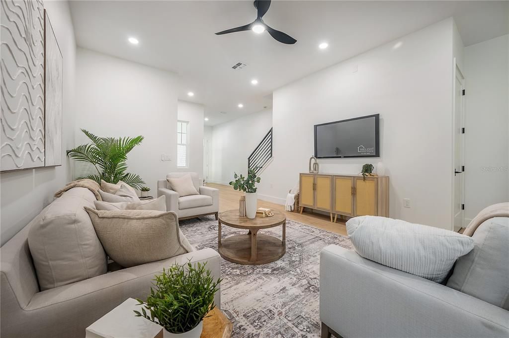 For Sale: $650,000 (3 beds, 2 baths, 2097 Square Feet)